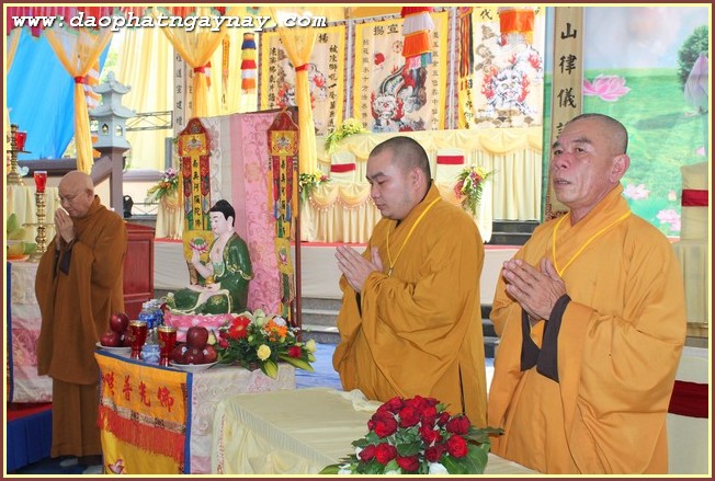 Bình Dương: Đại Giới Đàn Trí Tịnh - Ngày thứ 2 : Giới tử phát lồ sám hối và thọ giới