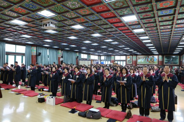 Hàn Quốc: Chùm ảnh lễ Tốt nghiệp Đại học Phật giáo Bongeunsa