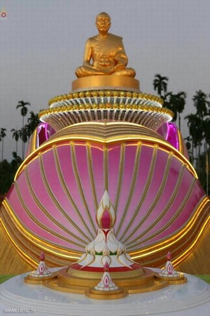 Thái Lan: Hình ảnh Tu viện Dhammakaya tổ chức cuộc Hành hương vì hòa bình (2)