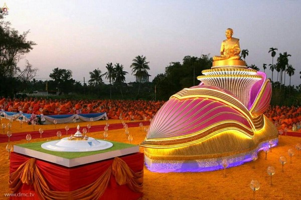 Thái Lan: Hình ảnh Tu viện Dhammakaya tổ chức cuộc Hành hương vì hòa bình (2)