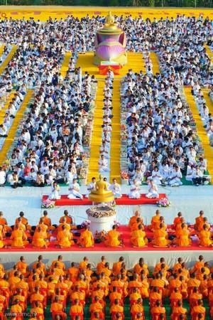 Thái Lan: Hình ảnh Tu viện Dhammakaya tổ chức cuộc Hành hương vì hòa bình (2)