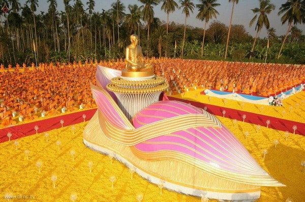 Thái Lan: Hình ảnh Tu viện Dhammakaya tổ chức cuộc Hành hương vì hòa bình (2)