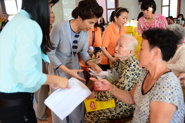 Chùa Giác Ngộ: Lễ tổng kết các hoạt động Phật sự 2015 và phương hướng Phật sự 2016