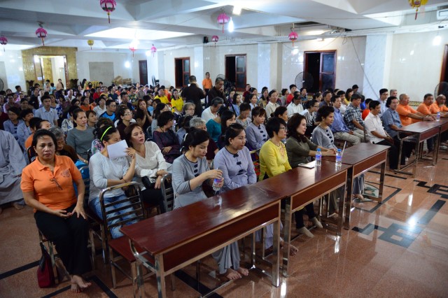 Chùa Giác Ngộ: Lễ tổng kết các hoạt động Phật sự 2015 và phương hướng Phật sự 2016