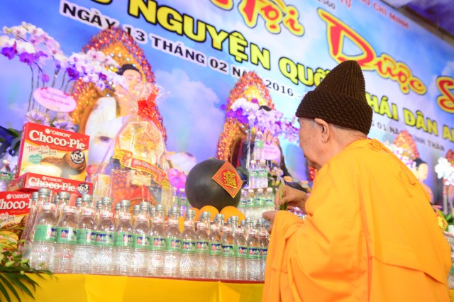 TP. HCM: Trang nghiêm pháp hội Dược Sư – Tiêu tai diên thọ tại Việt Nam Quốc Tự