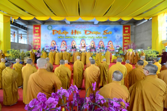TP. HCM: Trang nghiêm pháp hội Dược Sư – Tiêu tai diên thọ tại Việt Nam Quốc Tự