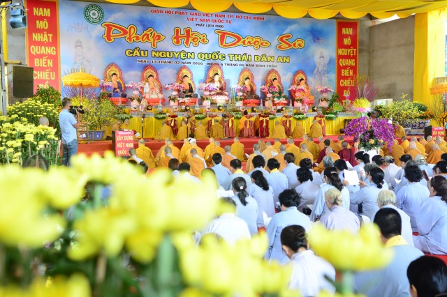 TP. HCM: Trang nghiêm pháp hội Dược Sư – Tiêu tai diên thọ tại Việt Nam Quốc Tự