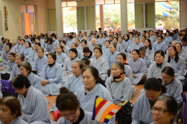 Hải Phòng: TT. Thích Nhật Từ thuyết giảng cho hơn 600 Phật tử tại chùa Hào Quang