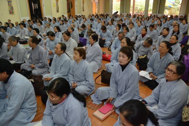 Hải Phòng: TT. Thích Nhật Từ thuyết giảng cho hơn 600 Phật tử tại chùa Hào Quang