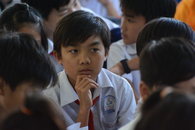 Quỹ Đạo Phật Ngày Nay: Khánh thành “Nhịp Cầu Yêu Thương 5” và trao tặng “Quà Tết Yêu Thương 2016” (C59)