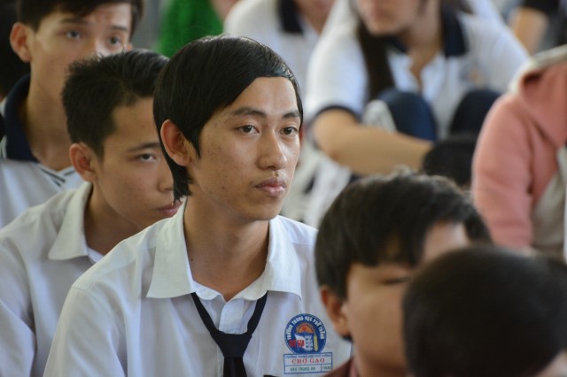 Quỹ Đạo Phật Ngày Nay: Khánh thành “Nhịp Cầu Yêu Thương 5” và trao tặng “Quà Tết Yêu Thương 2016” (C59)