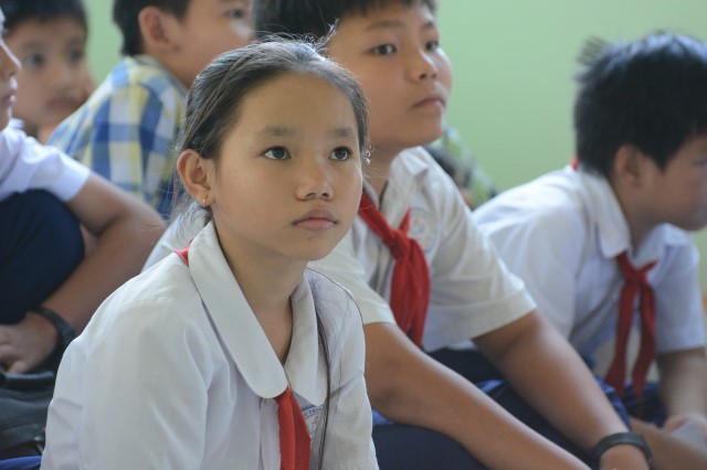 Quỹ Đạo Phật Ngày Nay: Khánh thành “Nhịp Cầu Yêu Thương 5” và trao tặng “Quà Tết Yêu Thương 2016” (C59)