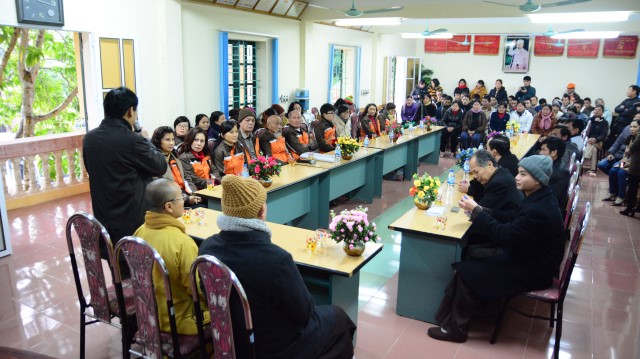 Quỹ Đạo Phật Ngày Nay: Trao tặng quà tết tại Hà Tĩnh và Thanh Hóa