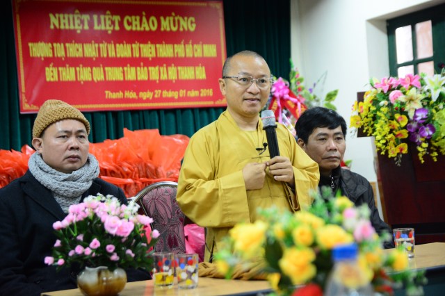 Quỹ Đạo Phật Ngày Nay: Trao tặng quà tết tại Hà Tĩnh và Thanh Hóa