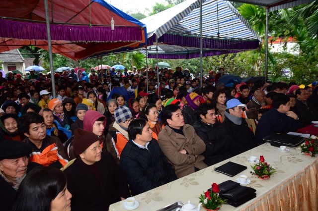Quỹ Đạo Phật Ngày Nay: Trao tặng quà tết tại Hà Tĩnh và Thanh Hóa