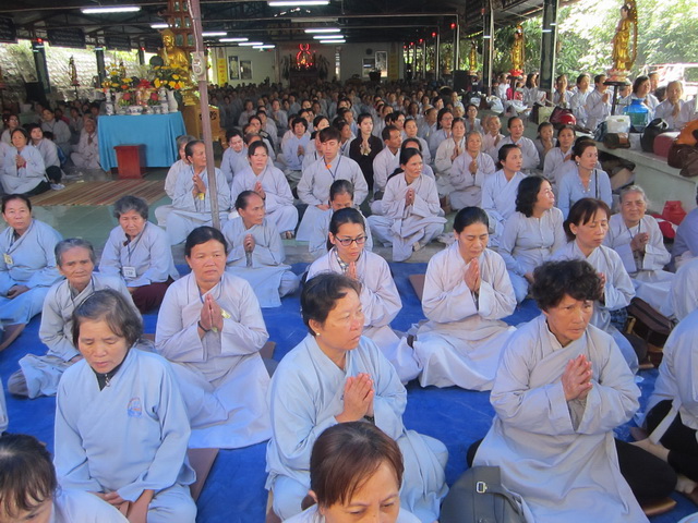 Khánh Hòa: Khóa tu niệm Phật đầu năm ở chùa Linh Sơn Pháp Ấn