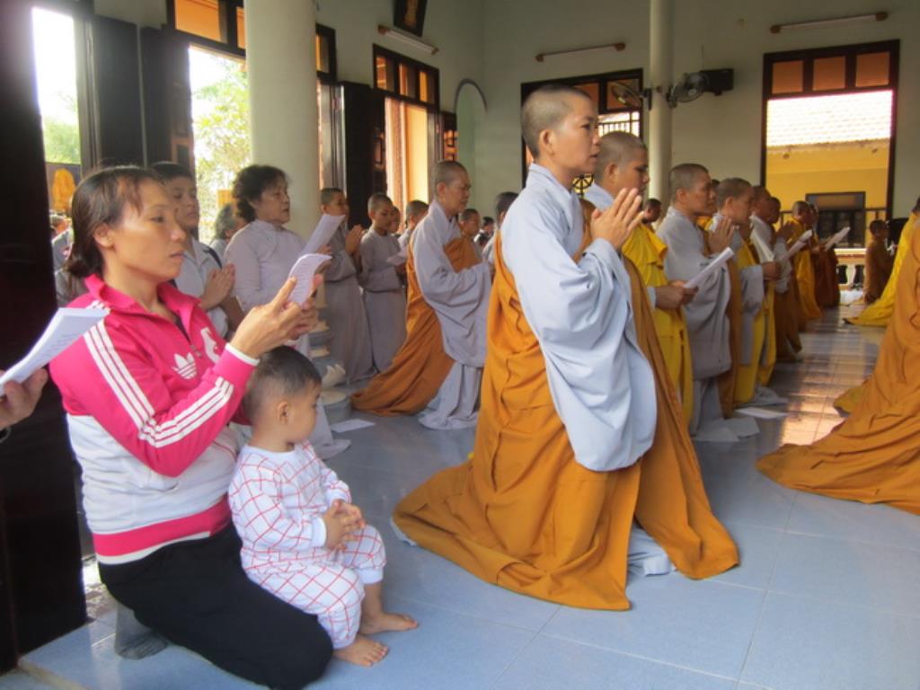 Phật giáo thị xã Ninh Hòa tổ chức lễ  thành đạo