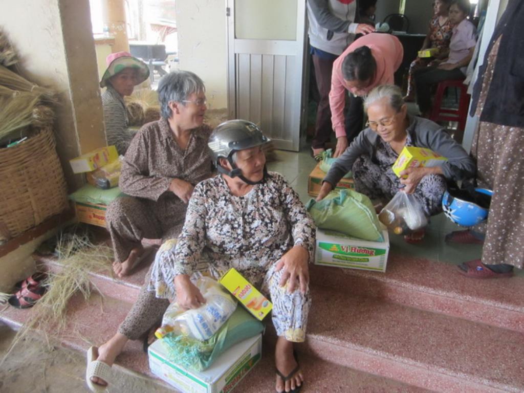 Hạnh phúc là sẻ chia