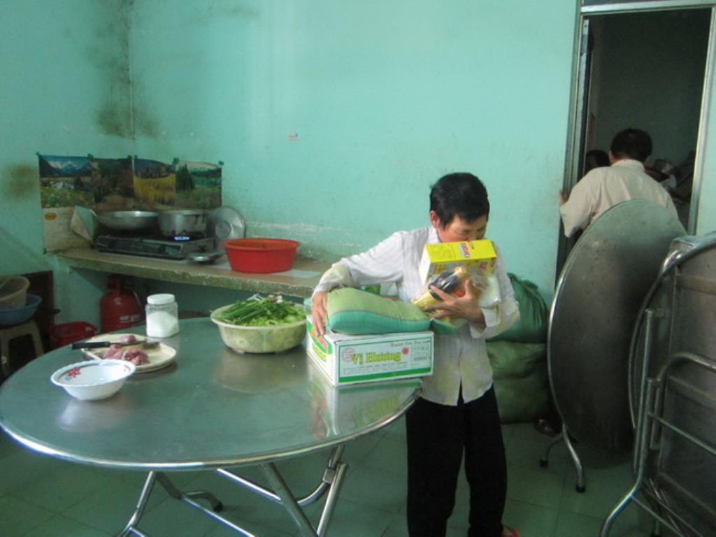 Hạnh phúc là sẻ chia