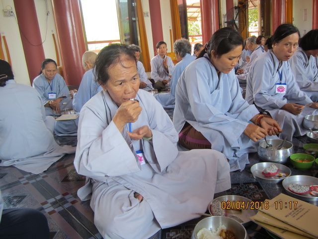 Khánh Hòa: Khóa tu Bát quan trai kỳ IV ở Tịnh xá Ngọc Sơn.