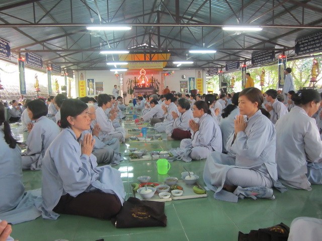 Khánh Hòa: Khóa tu niệm Phật đầu năm ở chùa Linh Sơn Pháp Ấn