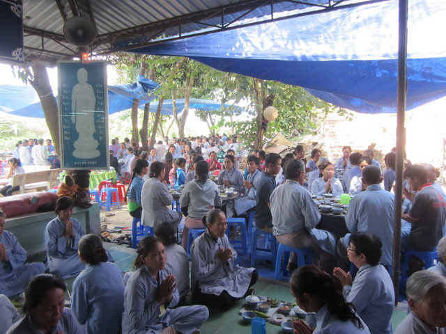 Khánh Hòa: Khóa tu niệm Phật đầu năm ở chùa Linh Sơn Pháp Ấn