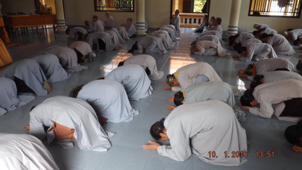 Đạo tràng Bát Quan Trai chùa Đức Hòa tổng kết cuối năm
