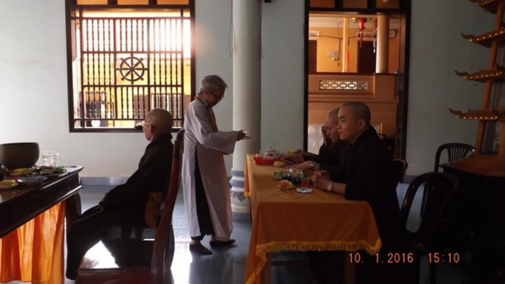 Đạo tràng Bát Quan Trai chùa Đức Hòa tổng kết cuối năm