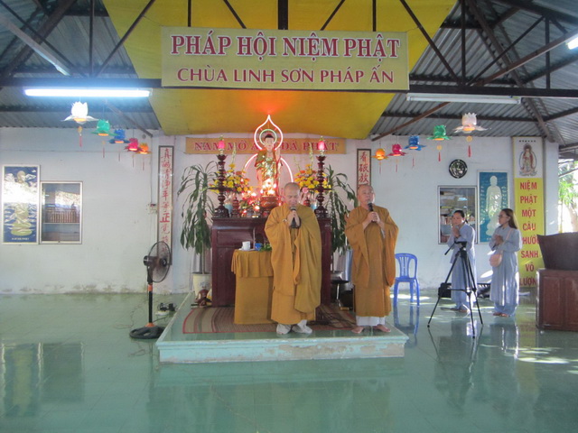 Khánh Hòa: Khóa tu niệm Phật đầu năm ở chùa Linh Sơn Pháp Ấn