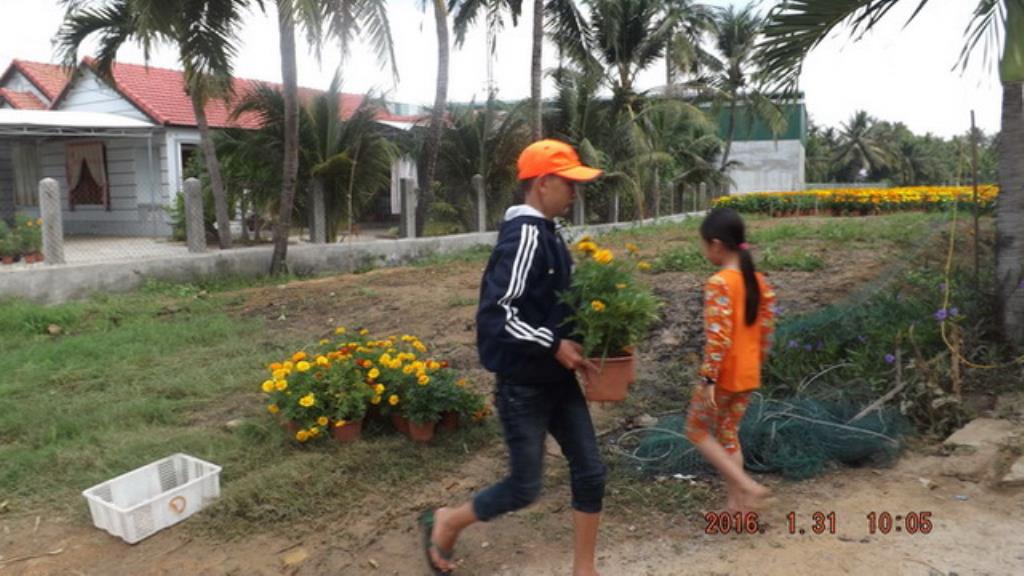 Xót thương nỗi đau mất bố mẹ của ba cháu nhỏ Cường, Quốc, Trang