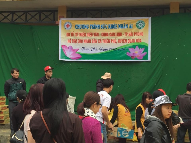 Thanh Hóa: Chùa Ông khám bệnh và tặng quà tại huyện Quan Hóa