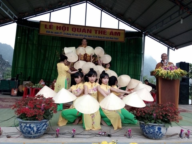Thanh Hóa: Khai mạc lễ hội Quan Âm chùa Linh Ứng