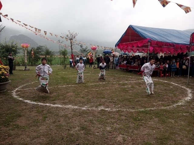 Thanh Hóa: Khai mạc lễ hội Quan Âm chùa Linh Ứng