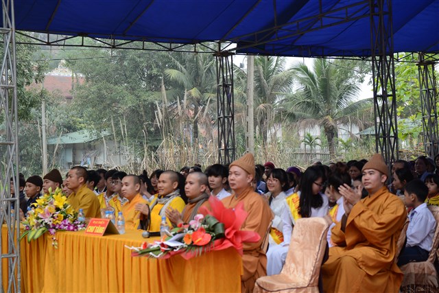 Thanh Hóa: Khai mạc lễ hội truyền thống Quan Âm chùa Vĩnh Thái năm 2016.