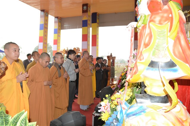 Thanh Hóa: Khai mạc lễ hội truyền thống Quan Âm chùa Vĩnh Thái năm 2016.