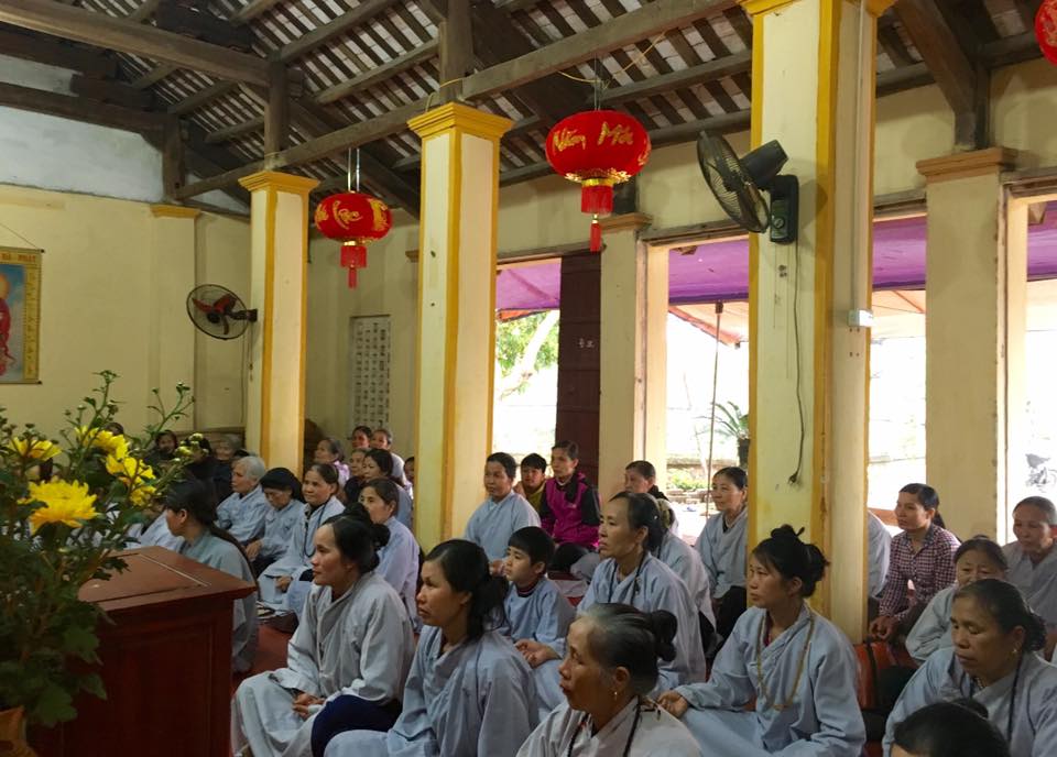 Hưng Yên: Chùa Bảo Lâm đêm hội hoa đăng  vía Bồ tát Quán Thế Âm