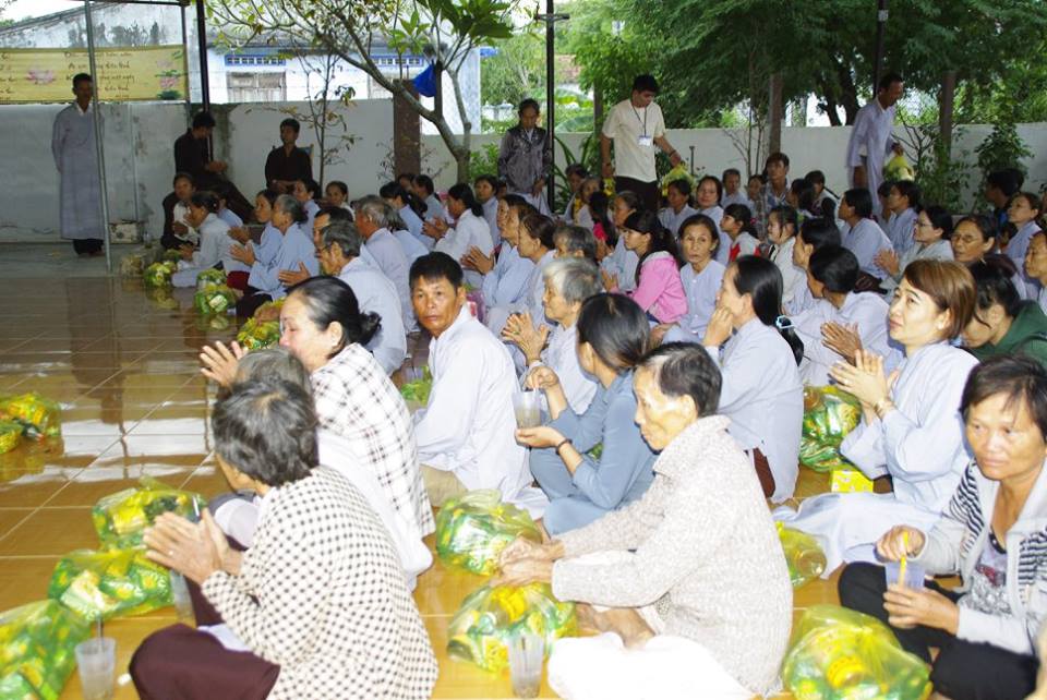 Khánh Hòa: Chùa Minh Đức Khóa tu “Một Ngày An Lạc” tổng kết năm 2015