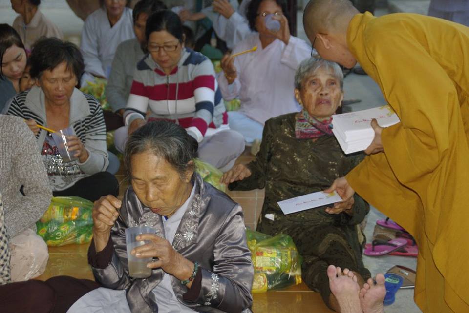 Khánh Hòa: Chùa Minh Đức Khóa tu “Một Ngày An Lạc” tổng kết năm 2015