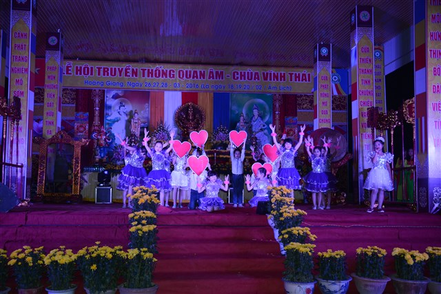 Thanh Hóa: Đêm văn nghệ chào mừng lễ hội truyền thống Quan Âm