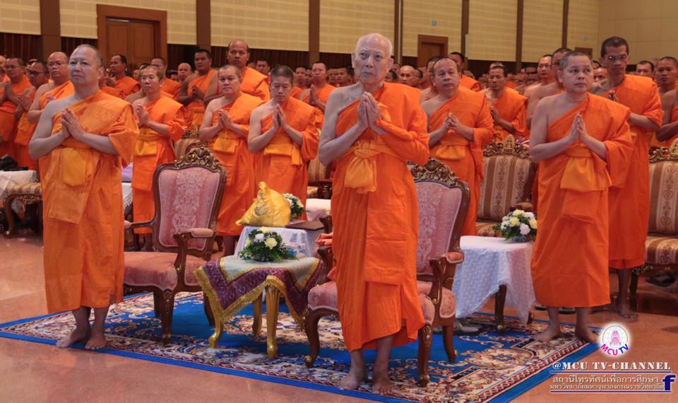 TT. Thích Nhật Từ nhận bằng tiến sĩ danh dự của trường đại học Mahachulalongkorn - Thái Lan