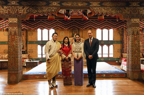 Chùm ảnh Hoàng tử Anh và Công nương đến thăm Vương quốc PG Bhutan
