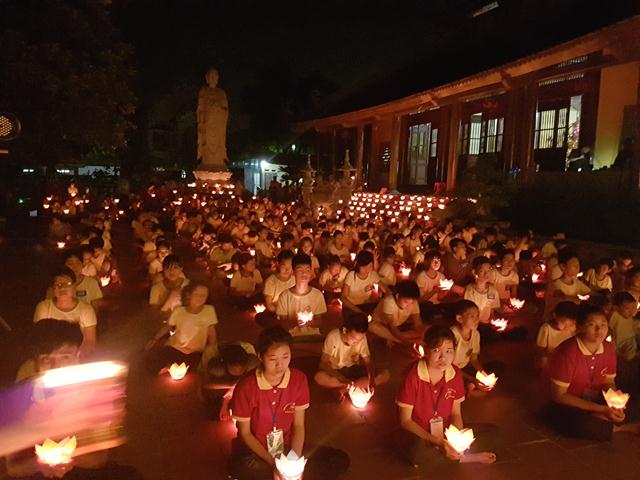 Thái Nguyên bế mạc khóa tu &quot;Hương Từ Bi &quot; chùa Từ Quang