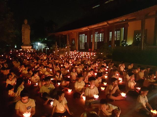 Thái Nguyên bế mạc khóa tu &quot;Hương Từ Bi &quot; chùa Từ Quang