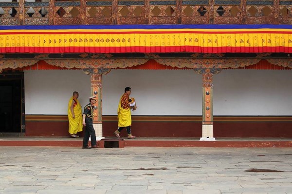 Bhutan: Chùm ảnh lễ Khai tâm đặt tên Hoàng tử theo nghi thức Phật Giáo