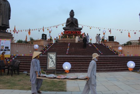 Ấn Độ: Đại Học Gautam Buddha tổ chức lễ Phật Đản