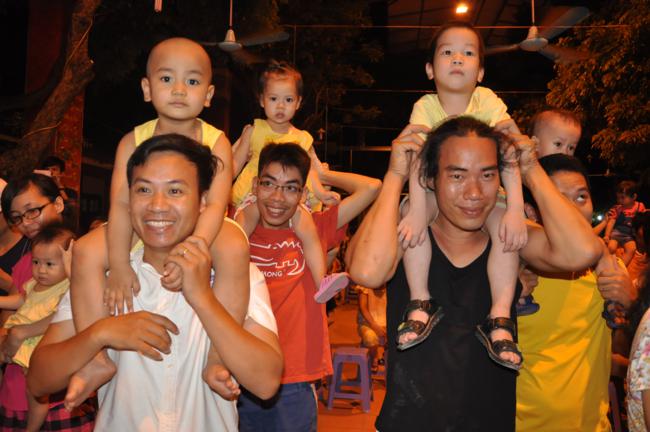 Hà Nội: Đêm văn nghệ mừng ngày Quốc tế thiếu nhi tại chùa Bằng
