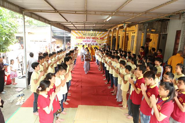 Thái Nguyên bế mạc khóa tu &quot;Hương Từ Bi &quot; chùa Từ Quang
