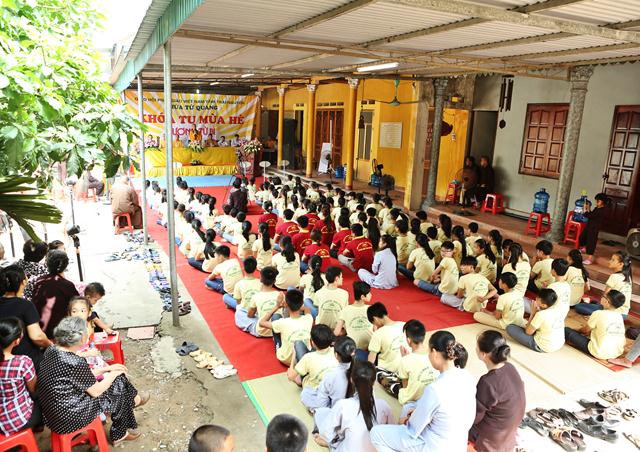 Thái Nguyên: Khai mạc khóa tu mùa hè “Hương Từ Bi” tại chùa Từ Quang