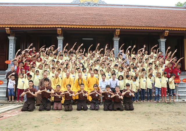 Thái Nguyên: Khai mạc khóa tu mùa hè “Hương Từ Bi” tại chùa Từ Quang