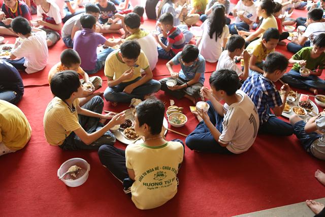 Thái Nguyên: Khai mạc khóa tu mùa hè “Hương Từ Bi” tại chùa Từ Quang